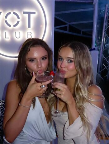 Chelsea Mayer / chelsea.m.2007 / chelsea.m.07