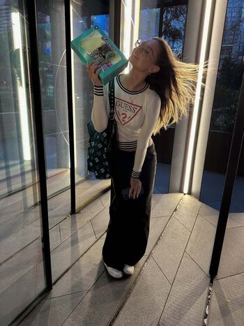 Chelsea Mayer / chelsea.m.2007 / chelsea.m.07