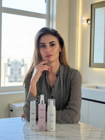 Chiara stile image