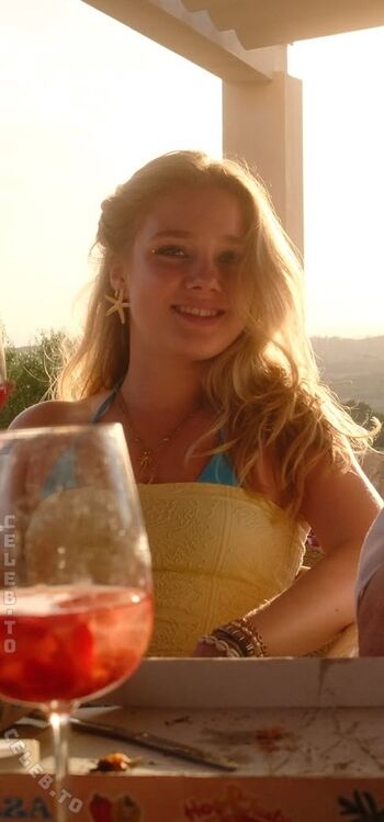 Chiara tews image