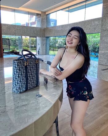 Chibe chin page 2 image