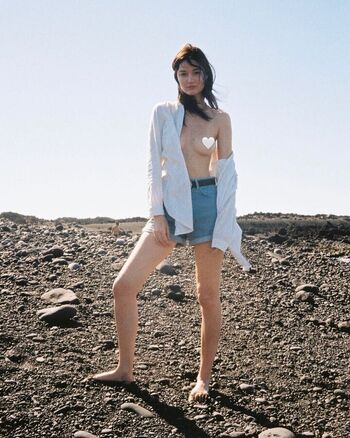 Chloe bechini page 5 image