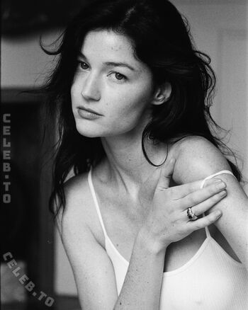 Chloe bechini image
