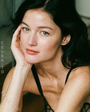 Chloe bechini image