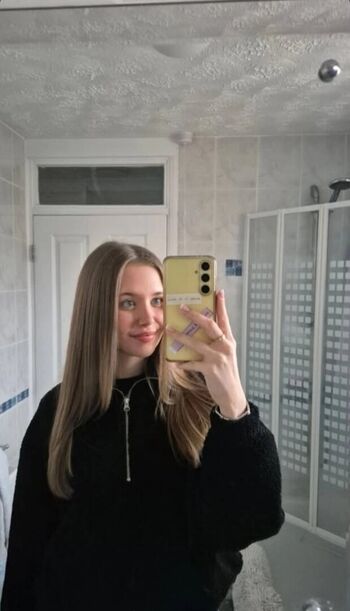 Chloe Brooks
