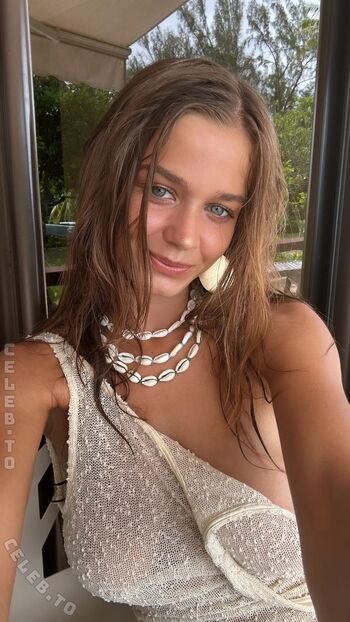 Chloe campbell image