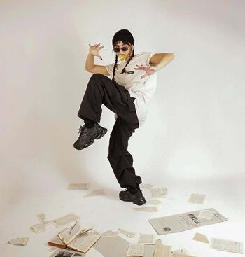 Chloe cole page 2 image