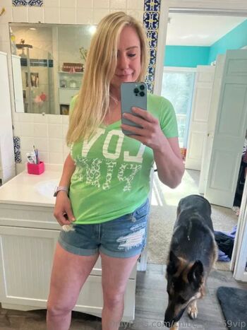 Chloe jane69vip image