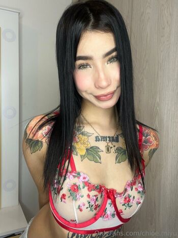 Chloe miyu image