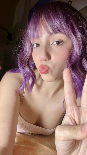 Chloe valentina image