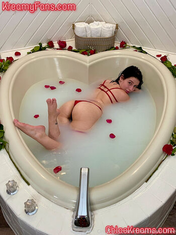 Chloekreams free page 2 image