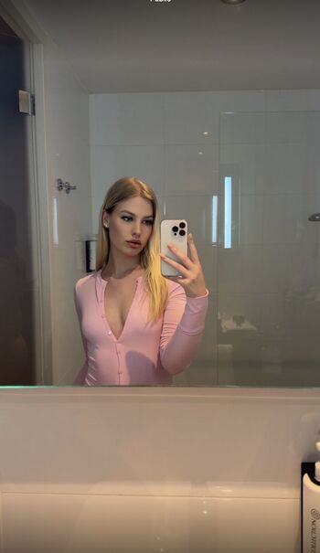Chloemillerrxx image