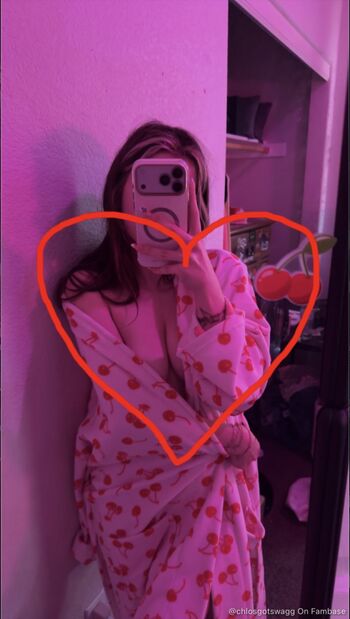 Chloesgotswagg image