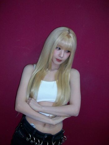 Cho mi yeon miyeon i dle g i dle page 2 image