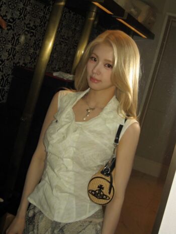 Cho mi yeon page 2 image
