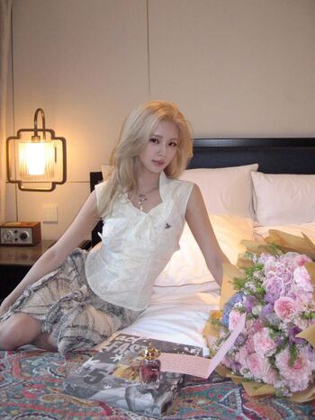 Cho mi yeon page 2 image