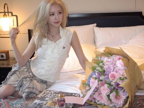 Cho mi yeon page 2 image