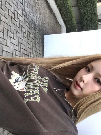 Cho mi yeon image