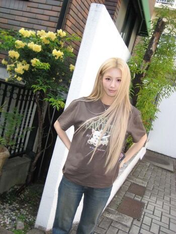 Cho mi yeon image