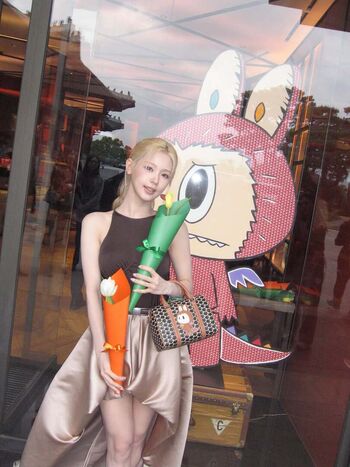 Cho mi yeon image