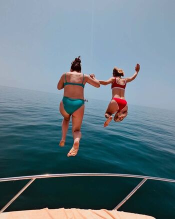 Chrissie huntley image