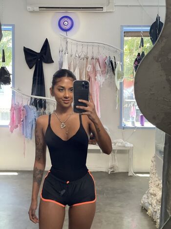 Chrissymenzies image