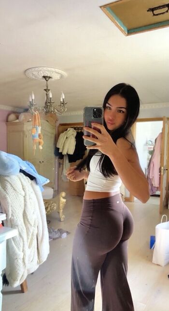 Christabellaeee 1 image