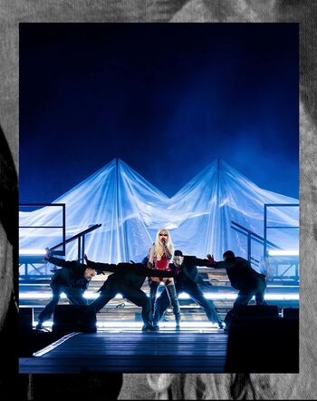 Christina aguilera 1 page 4 image