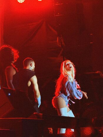 Christina aguilera 1 page 2 image