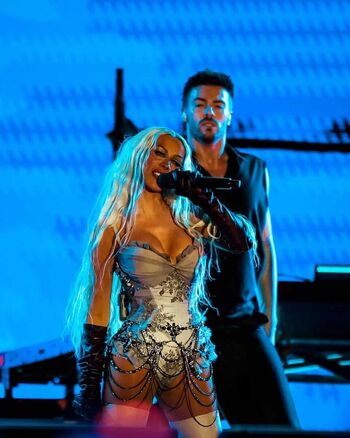 Christina aguilera 1 image