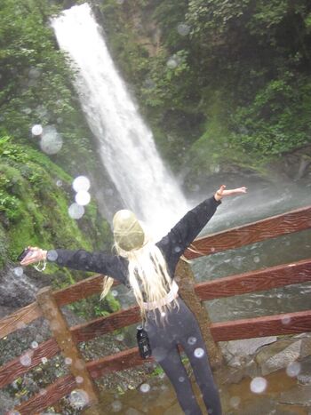 Christina aguilera 1 image