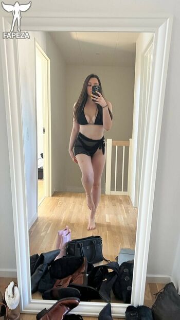 Christina markus image