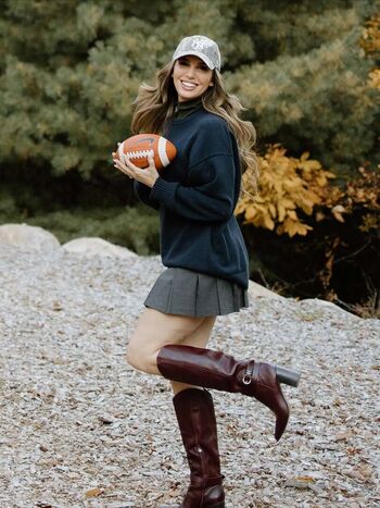 Christy Carlson Romano