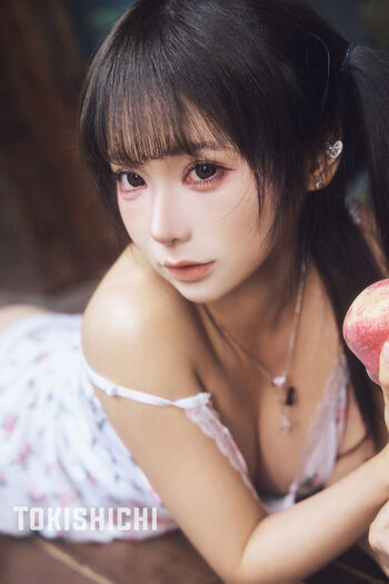 Chunmomo image