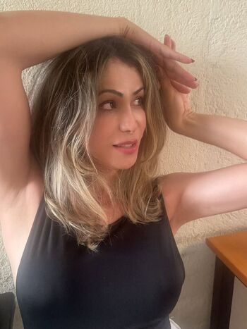 Cibely beuristann image