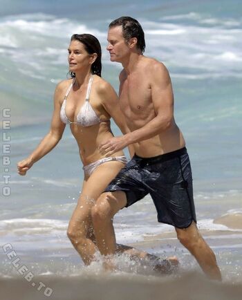 Cindy crawford image