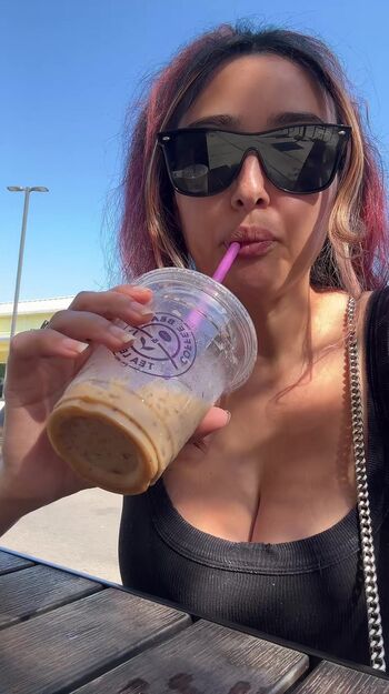 Cinnamoon alien image