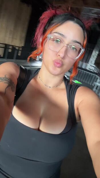 Cinnamoon alien image