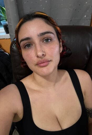 Cinnamoon alien image