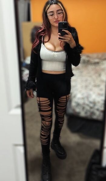 Cinnamoon alien image