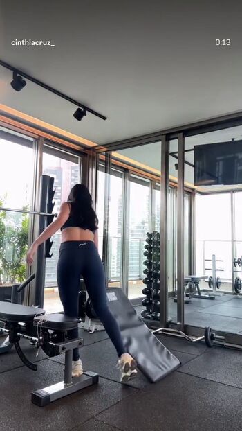 Cinthia cruz image