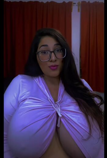 Cinthia de leon image
