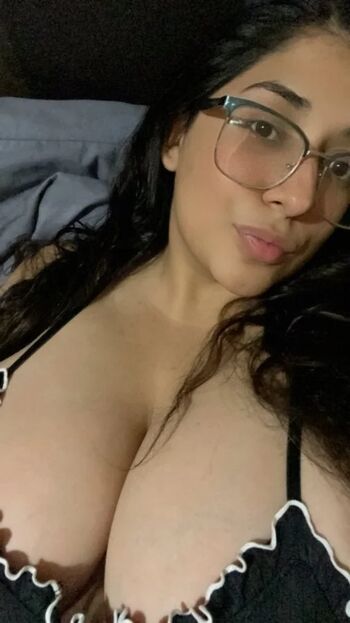 Cinthia de leon image