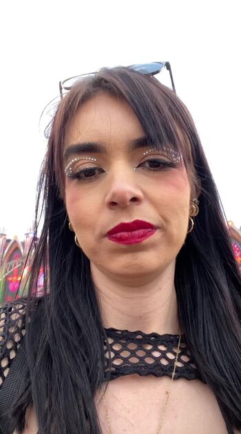 Cintia e martnez image