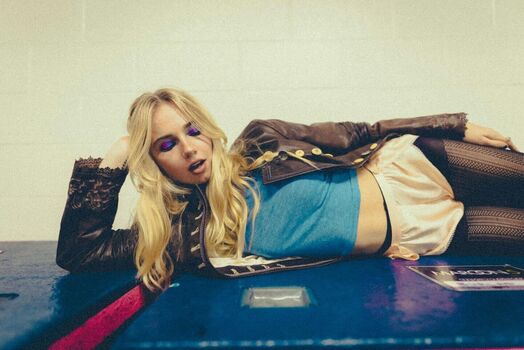 Claire rosinkranz image