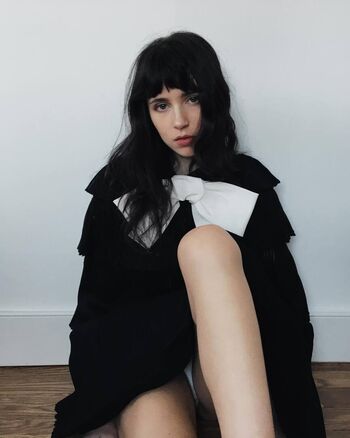Clairo image
