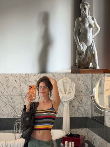 Clara mcgregor image