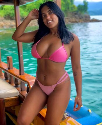 Clara ramos image