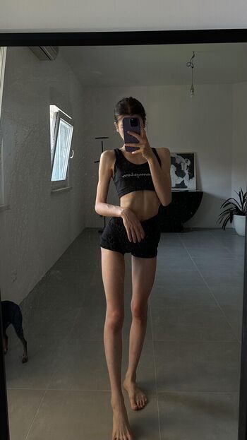 Claraneko image