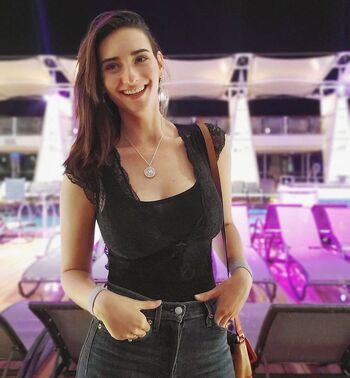 Classicallyabby image